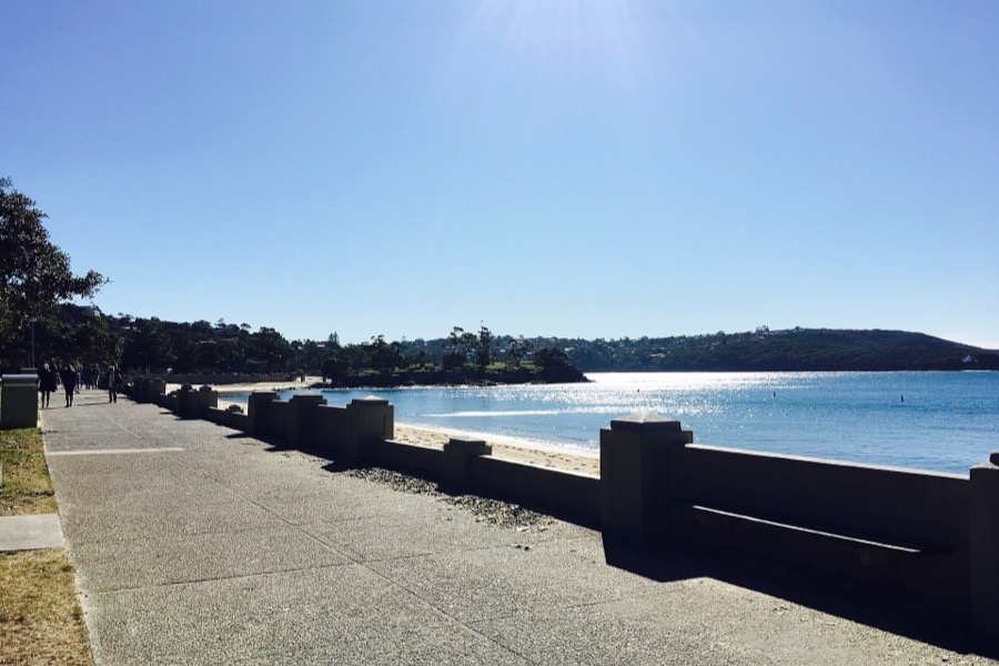 The flat concrete promenade along the Esplanade at Balmoral on a clear winter morning
